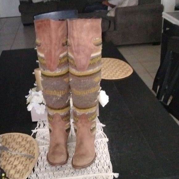 FREE BIRD OVER THE KNEE BOOTS - Picture 4 of 15